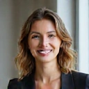 Author's profile picture, a friendly and knowledgeable nutritional consultant